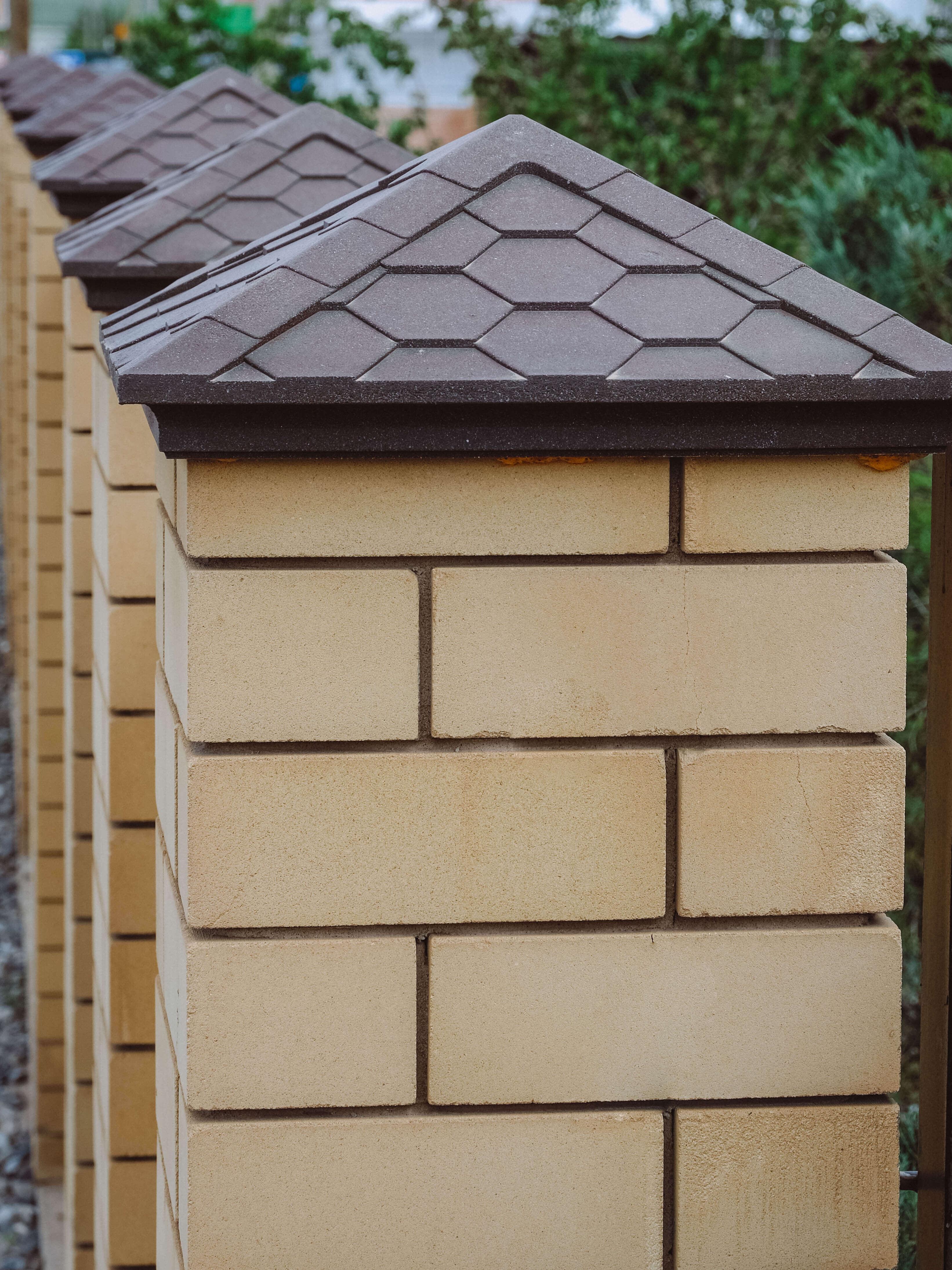 Колпак Zking Эверест Коричневый на столб 1.5х1.5 кирпича (390х390мм) в Мурманске фото